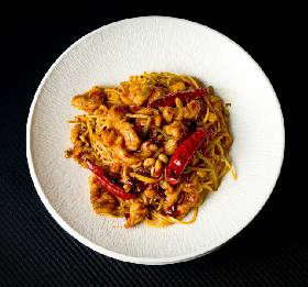 Kung Pao Chicken Noodle